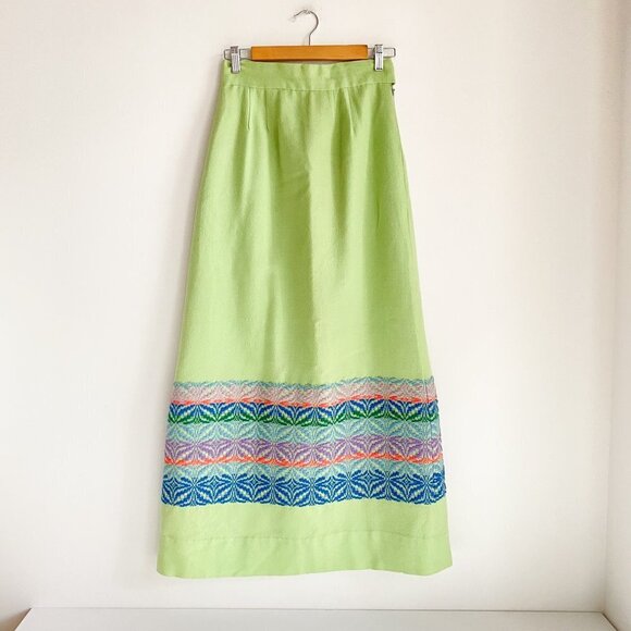 Vintage Lighweigth Wool Light Green Embroidered Ethnic Maxi  Skirt S - Picture 2 of 8